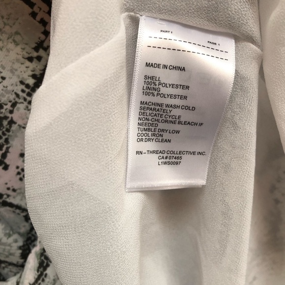 Laundry By Shelli Segal Snake Python Print Button Down Midi Dress - Picture 6 of 7